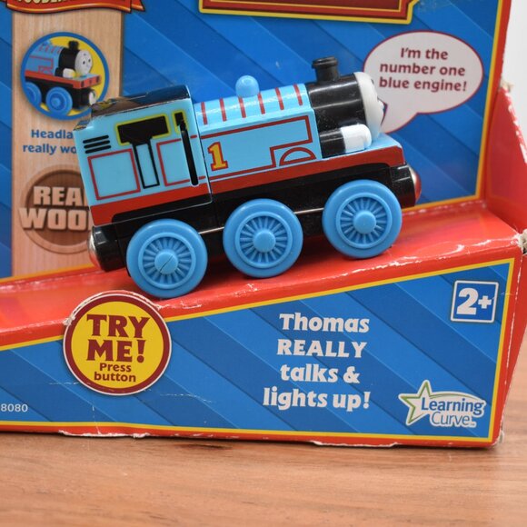 Talking Thomas Talks & Lights Up Hero of Rails Learning Curve Thomas & Friends - Picture 6 of 11
